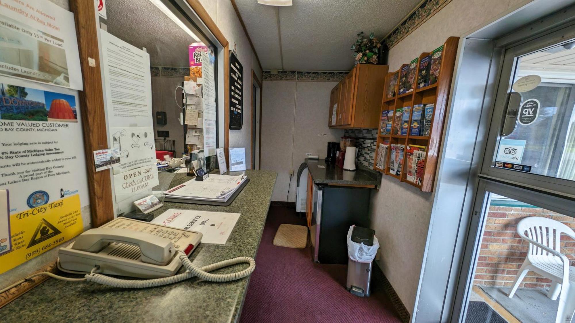 Delta Motel Bay City Extérieur photo